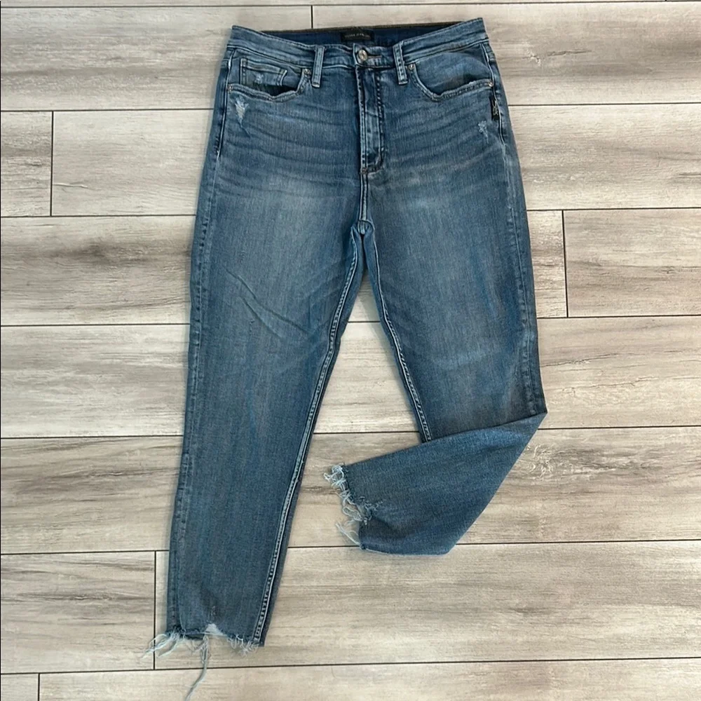 Silver Jeans Callie Skinny Crop size 30